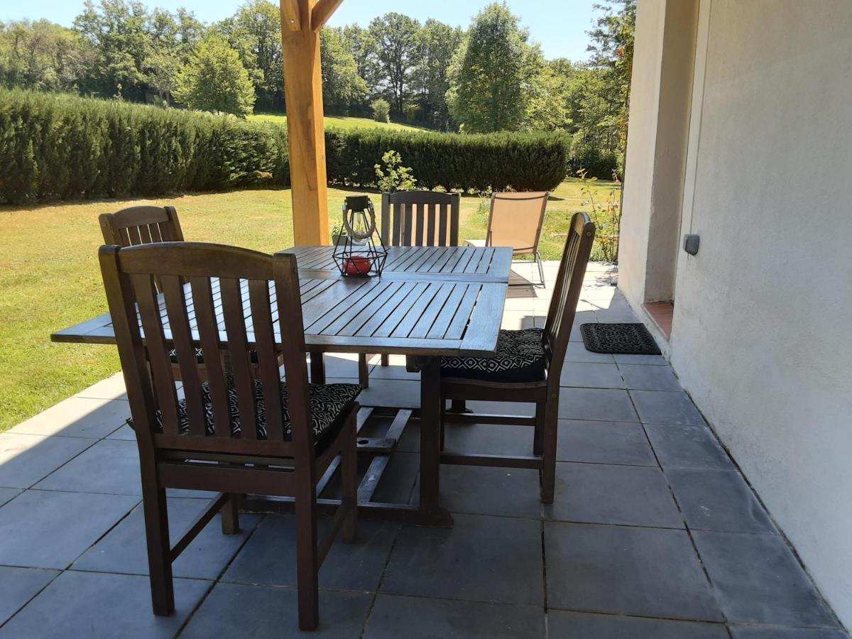 Chaillac Le Moulin Du Cluzeau Bed & Breakfast エクステリア 写真